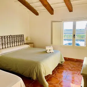 Сasa de vacaciones Masia Llambrich, Deltebre